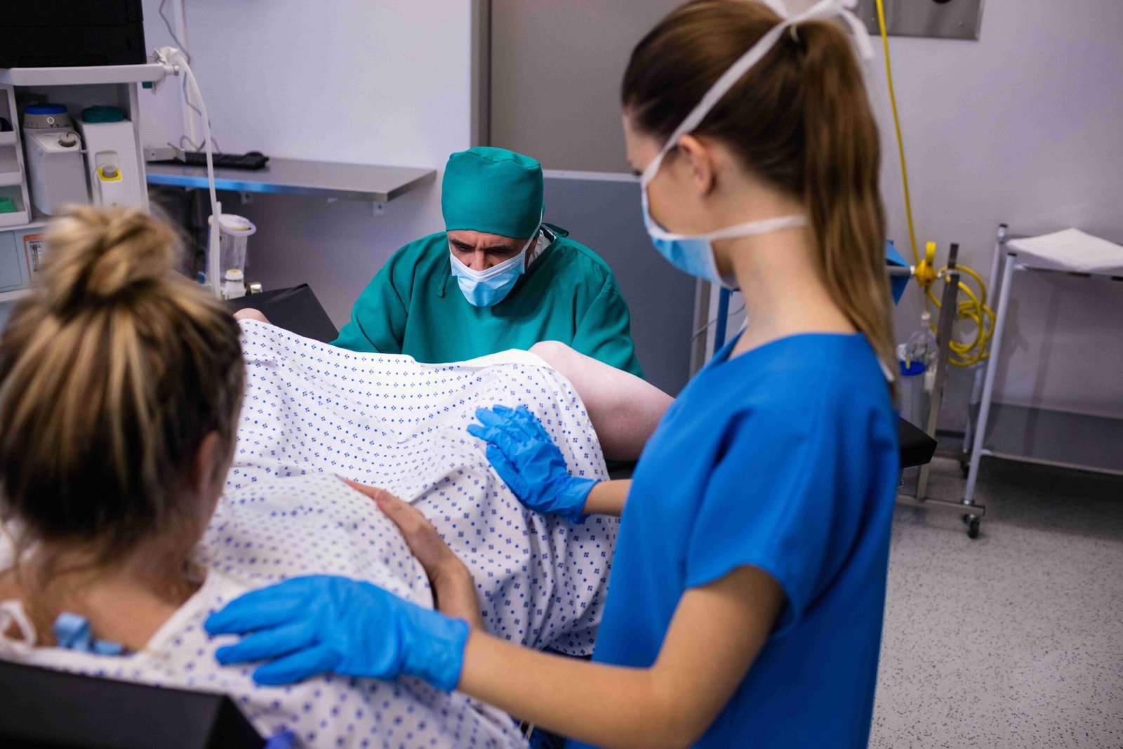 Amniocentesis & CVS in Mumbai | Expert Care At Naraya Health